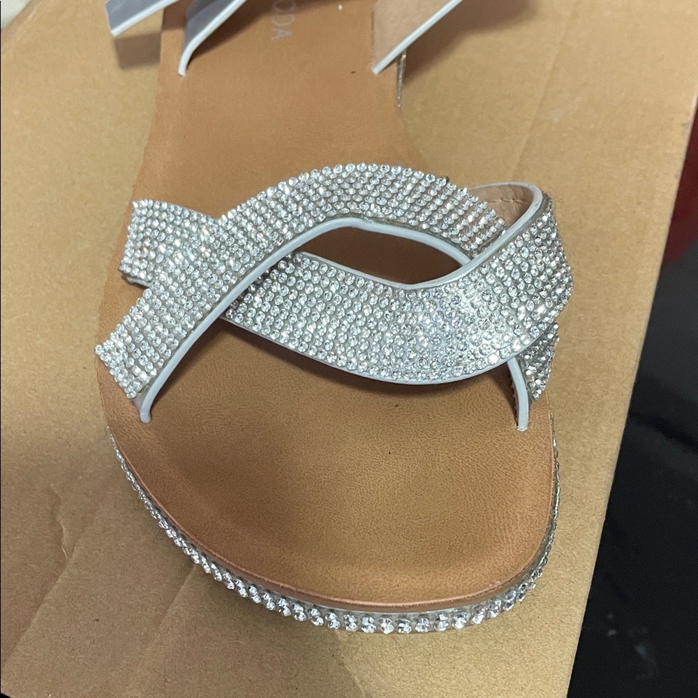 TOP Moda Silver and Tan Women's Sandals - Picture 2 of 7